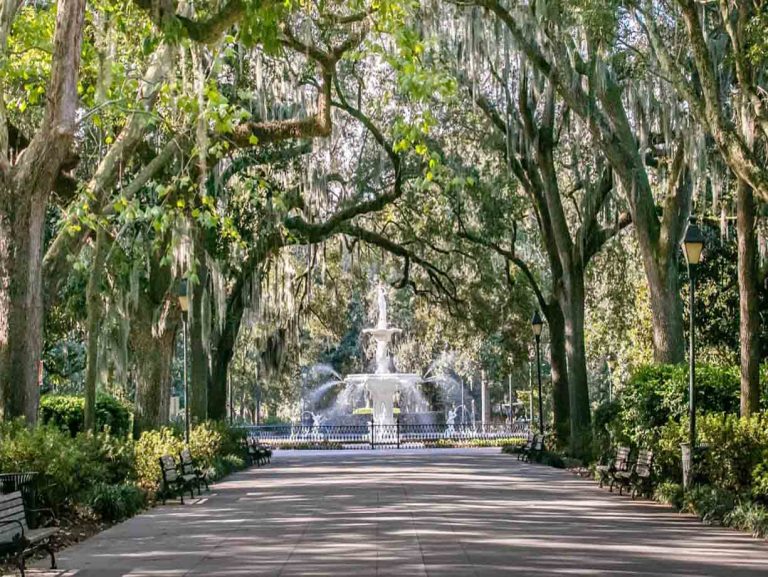 The Most Famous Historical Landmarks in Savannah: A Journey Through Time